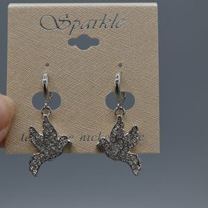 NWT Pierced Earrings Fully Closed Dove Bird Gem